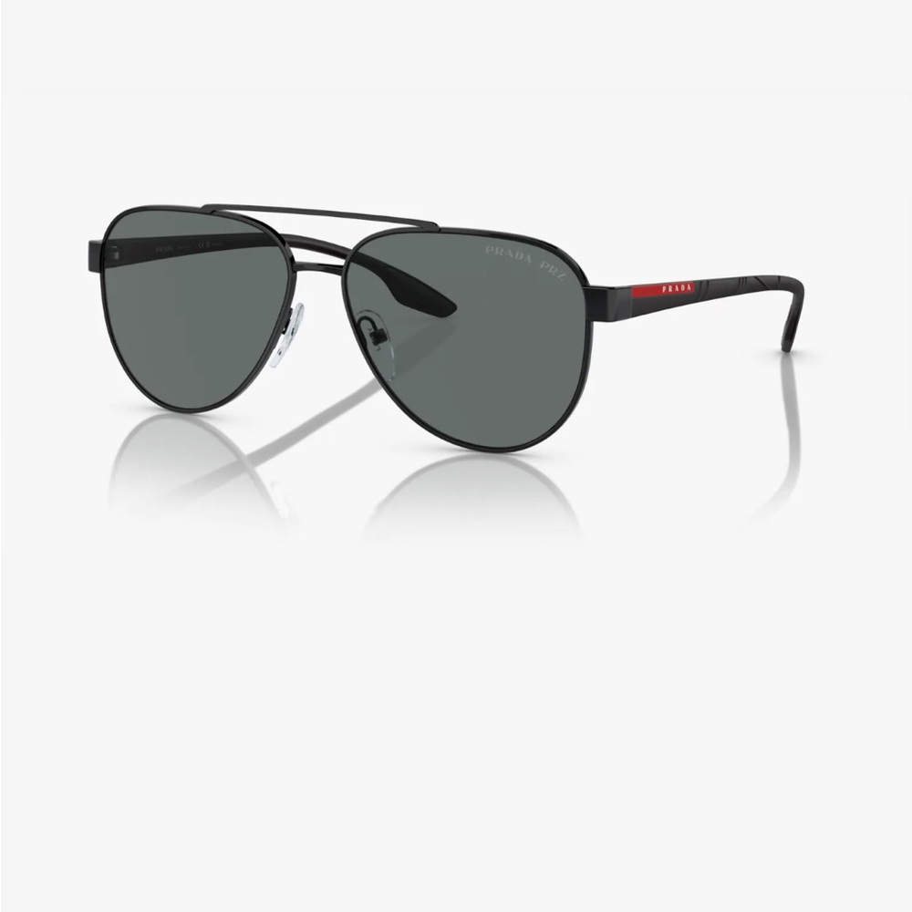 Men’s Prada Sunglasses NWOT 😎